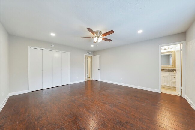 Building Photo - 6630 Tara Dr