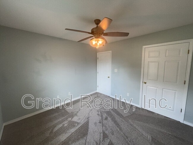 Building Photo - 3321 Meghans Way
