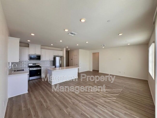 Building Photo - 22691 Hilltopper Wy