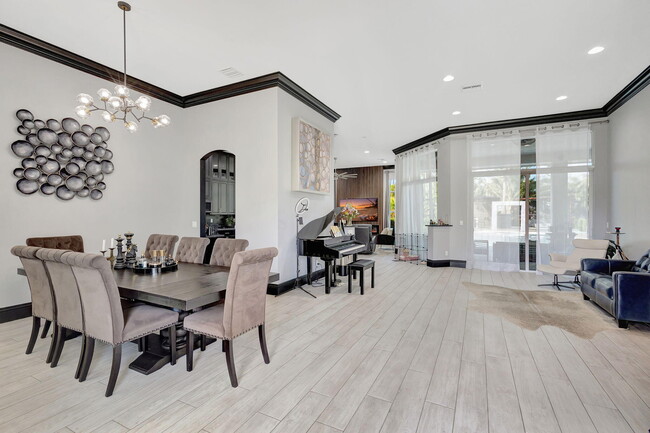 Building Photo - 13803 Citrus Grove Blvd