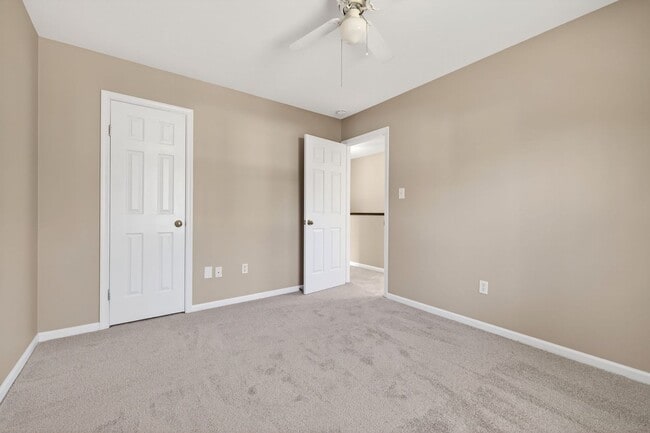 Building Photo - Beautiful Home located near CNU!