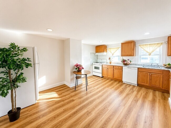 Building Photo - 8 Ralph Piteri Terrace