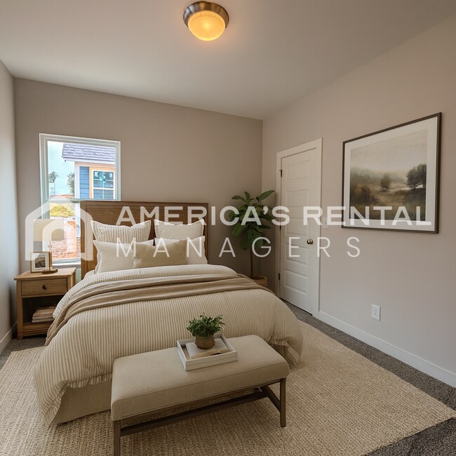 Building Photo - New Construction 4 Bed / 2.5 Bath Two Stor...