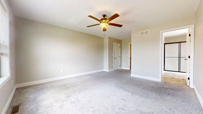 Building Photo - 752 Sedgegrass Dr