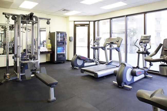 Fitness center - 445 Seaside Ave