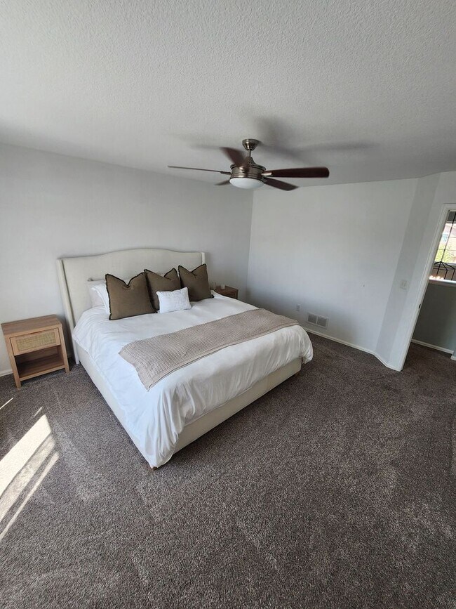 Building Photo - Beautiful 2-Story Home with Finished Basem...
