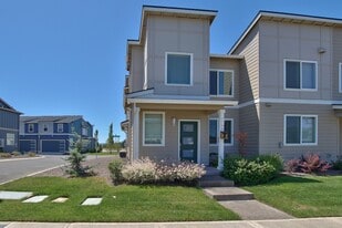 Building Photo - 7746 SE Youngs St
