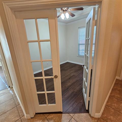 Building Photo - 922 Meadow Flower Ln