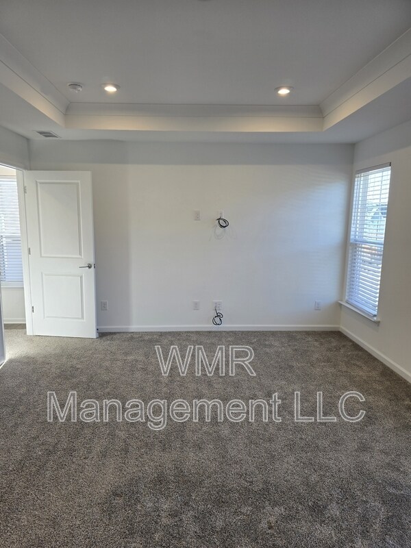 Building Photo - 1846 Teachers House Rd NW