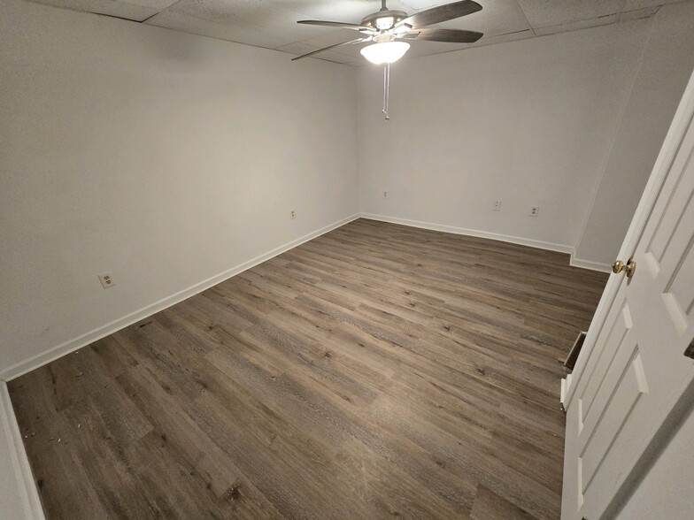 Building Photo - 1685 Baltimore Annapolis Blvd