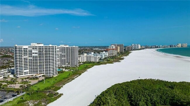 Building Photo - 320 Seaview Ct