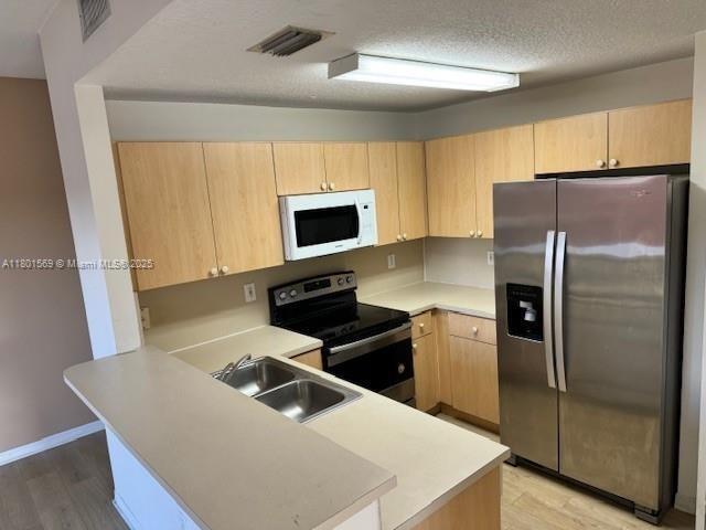 Building Photo - 6141 NW 115th Pl