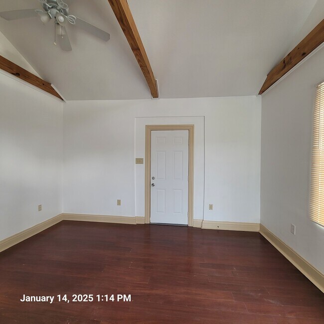 Building Photo - 1911 Ricouard Rd