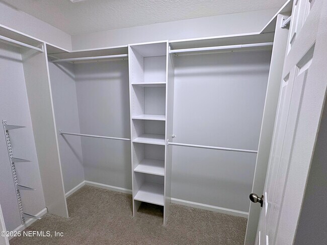 Building Photo - 7048 Rosabella Cir