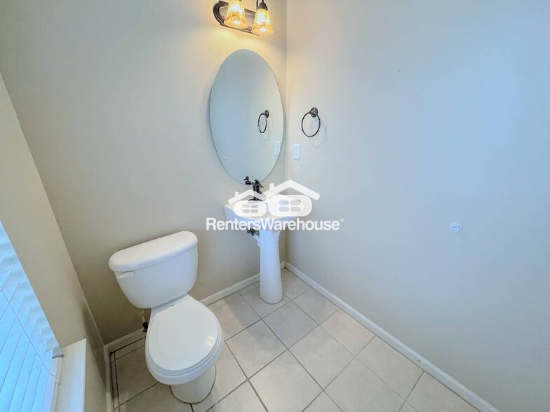 Building Photo - 3002 Catterick Cove