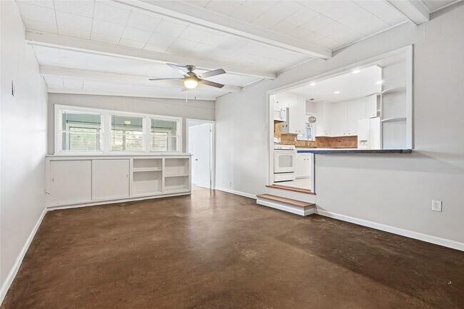 Building Photo - 106 Trout Ave