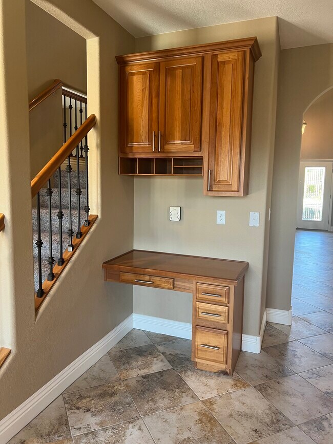 Building Photo - 8152 Cane Creek Mill Ct