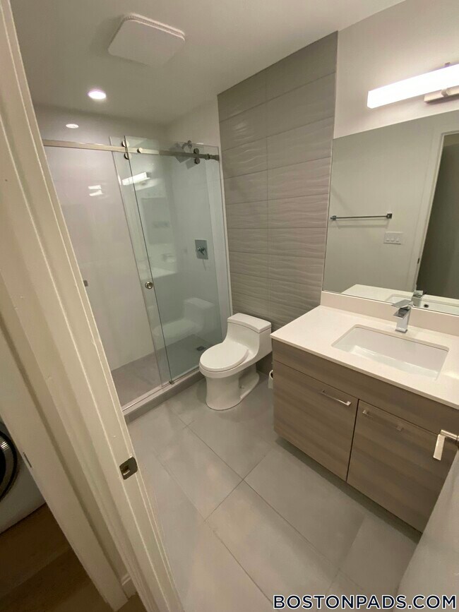 Building Photo - 1079 Commonwealth Ave