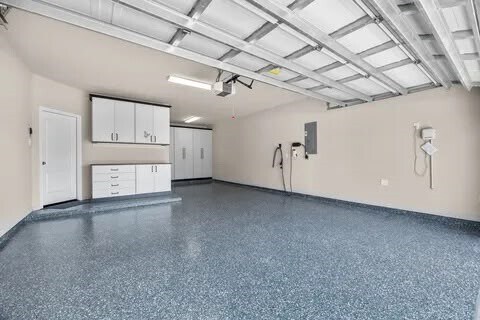 Building Photo - 127 Round Lake Dr