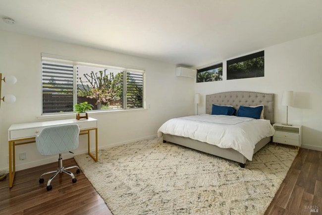 Building Photo - Mid-century Modern Home w/In-law