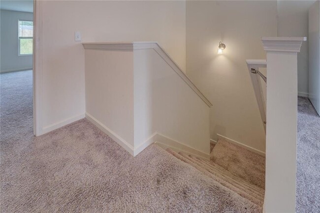 Building Photo - 7061 Rochford Dr