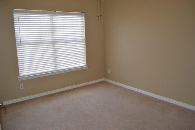 Bedroom 3 - 18240 Midway Rd