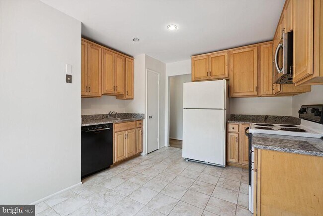 Building Photo - 11512 Alcinda Ln