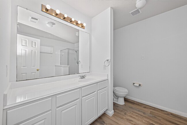 Building Photo - 7218 Fox Hall Ln