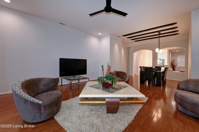 Building Photo - 5028 Ardossan Square