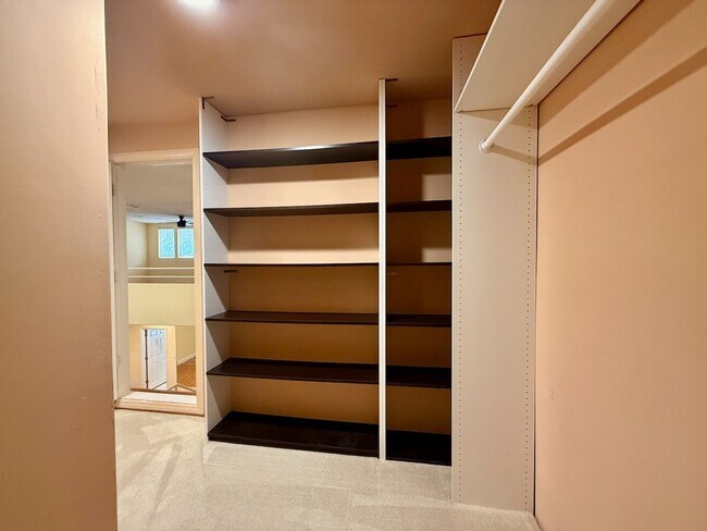 Building Photo - Gorgeous Spanish Trails 3BR House for lease!