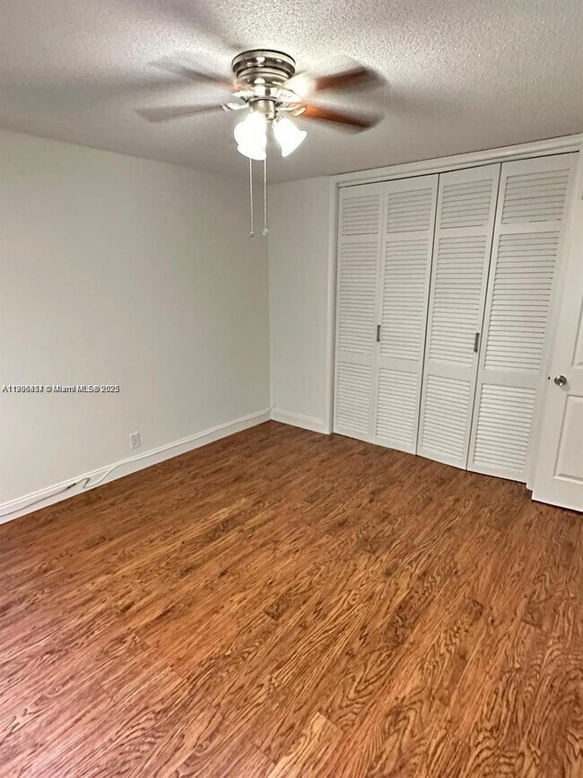 Building Photo - 1830 Cleveland St