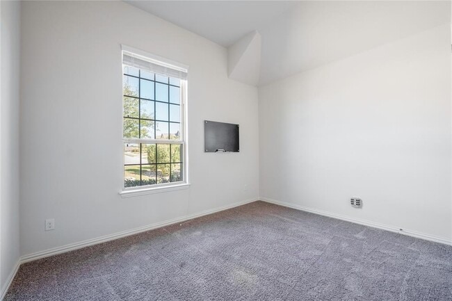 Building Photo - 2533 Milan Meadows Dr