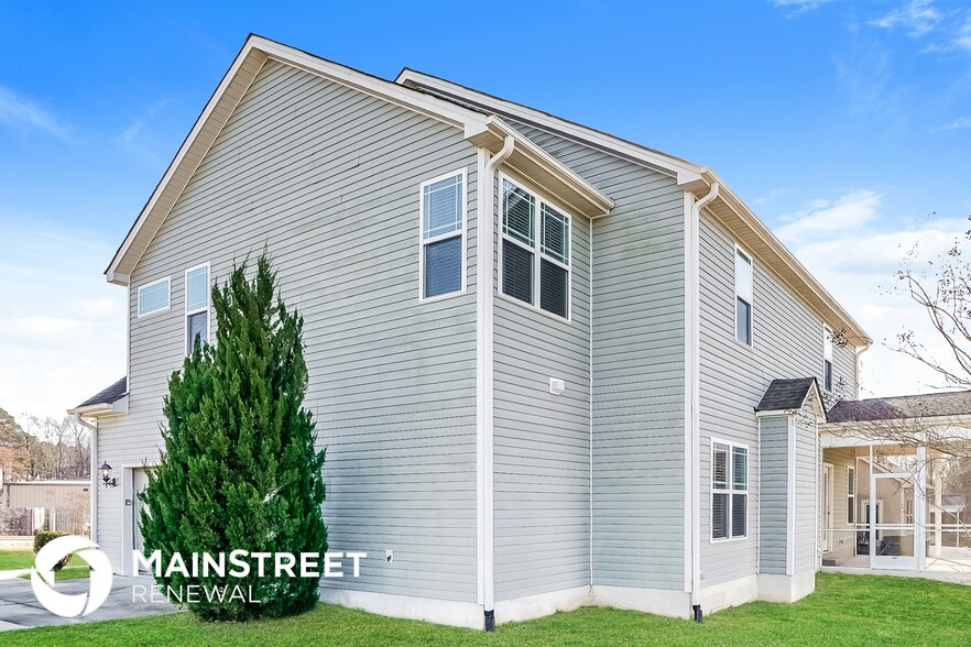 Building Photo - 19 Labradoodle Ct