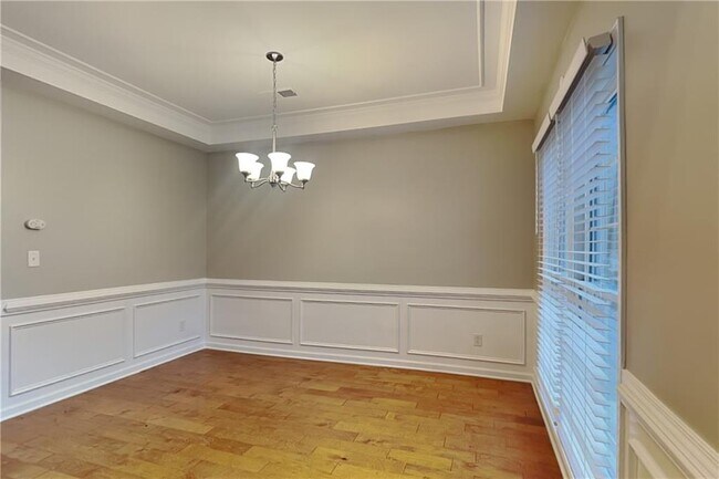 Building Photo - 331 Mirramont Ct