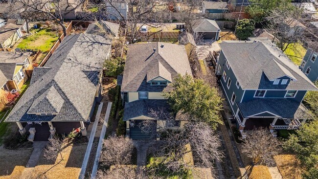 Building Photo - 210 S Rosemont Ave