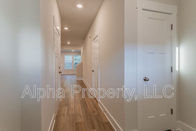 Building Photo - 1508 Rivermeade Dr