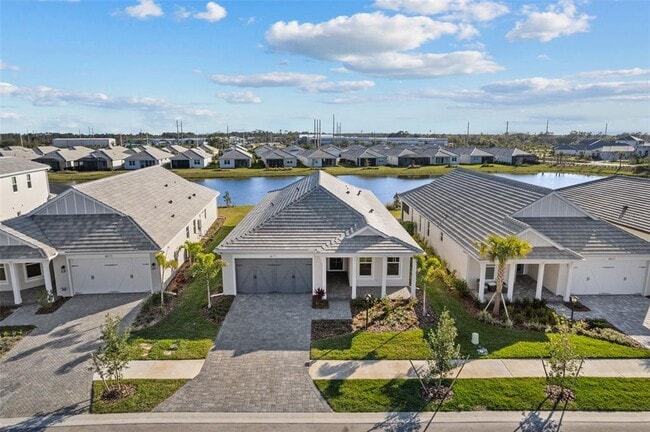 Building Photo - 8071 Slipway Dr