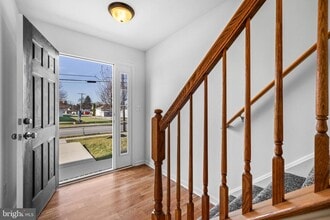 Building Photo - 23 Mustang Dr