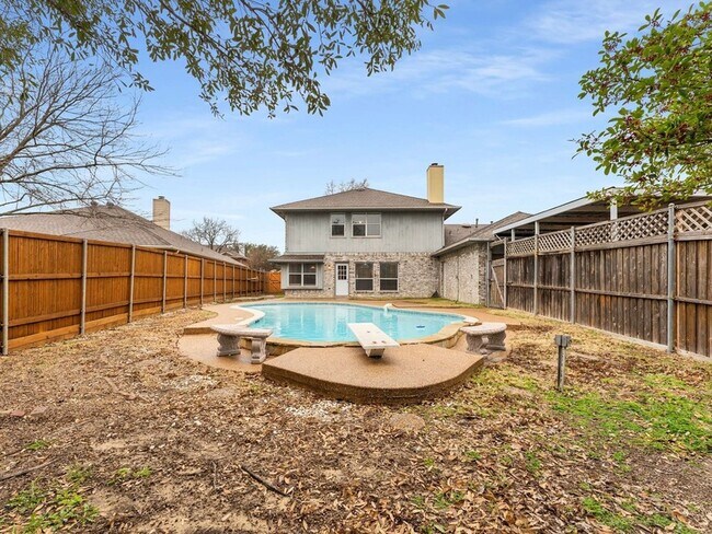 Building Photo - 7010 Graham Dr