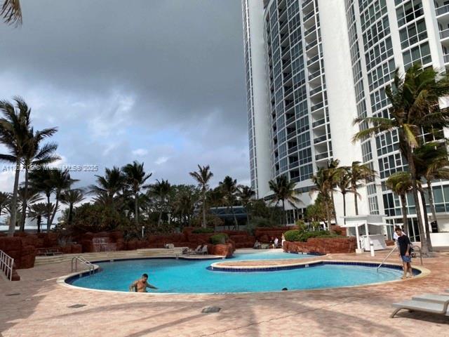 Building Photo - 18201 Collins Ave