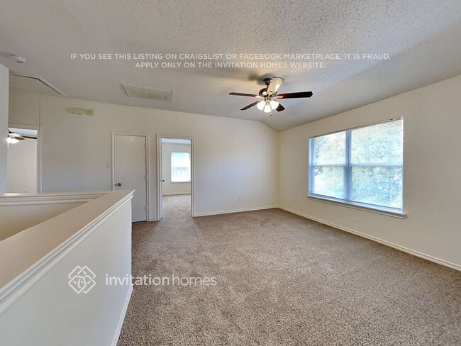 Building Photo - 8418 Sailors St
