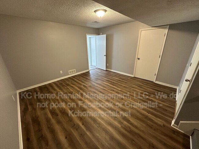 Building Photo - 1255 Petzold Dr