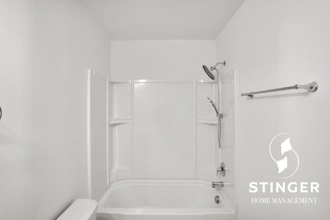 Building Photo - 362 Dante Cir