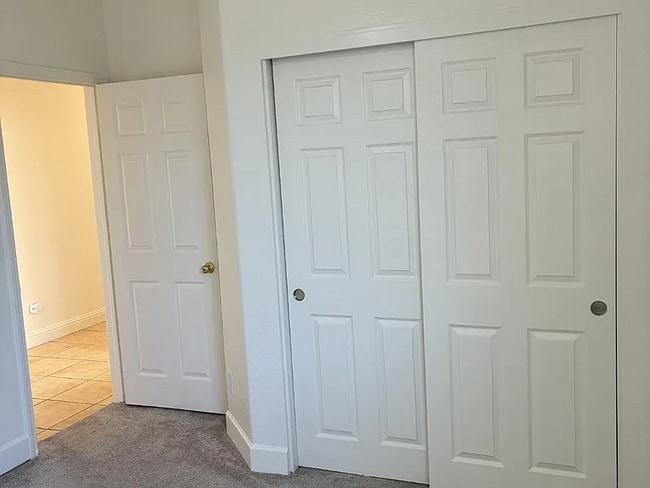 Building Photo - Spacious 4-Bedroom Haven with 2 Baths