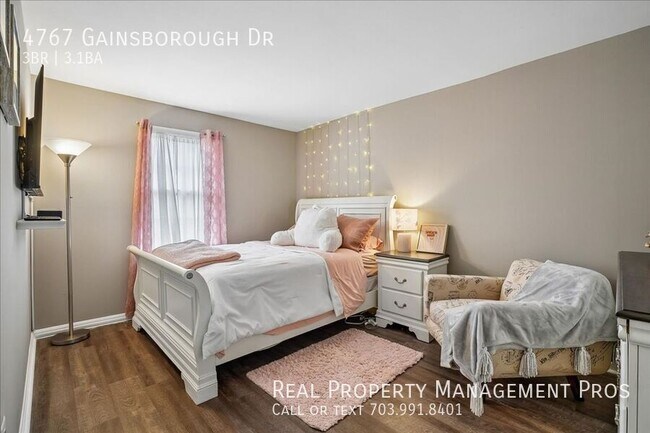 Building Photo - 4767 Gainsborough Dr