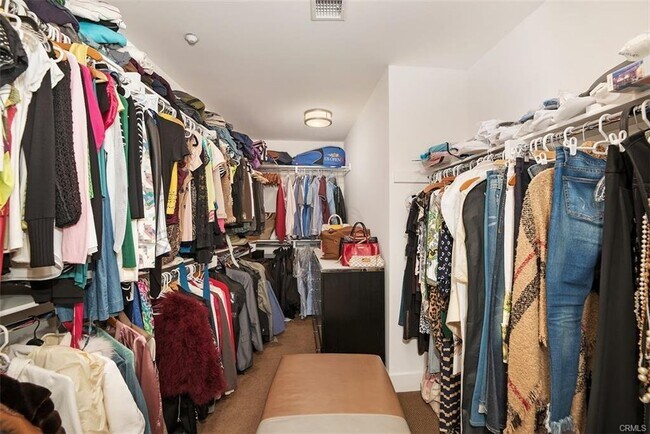 Building Photo - 402 Rockefeller Apt ##203, Irvine, CA 9261...