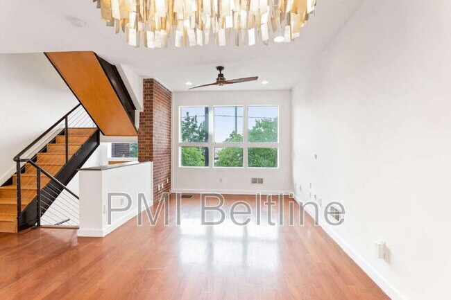 Building Photo - 988 DeKalb Ave NE