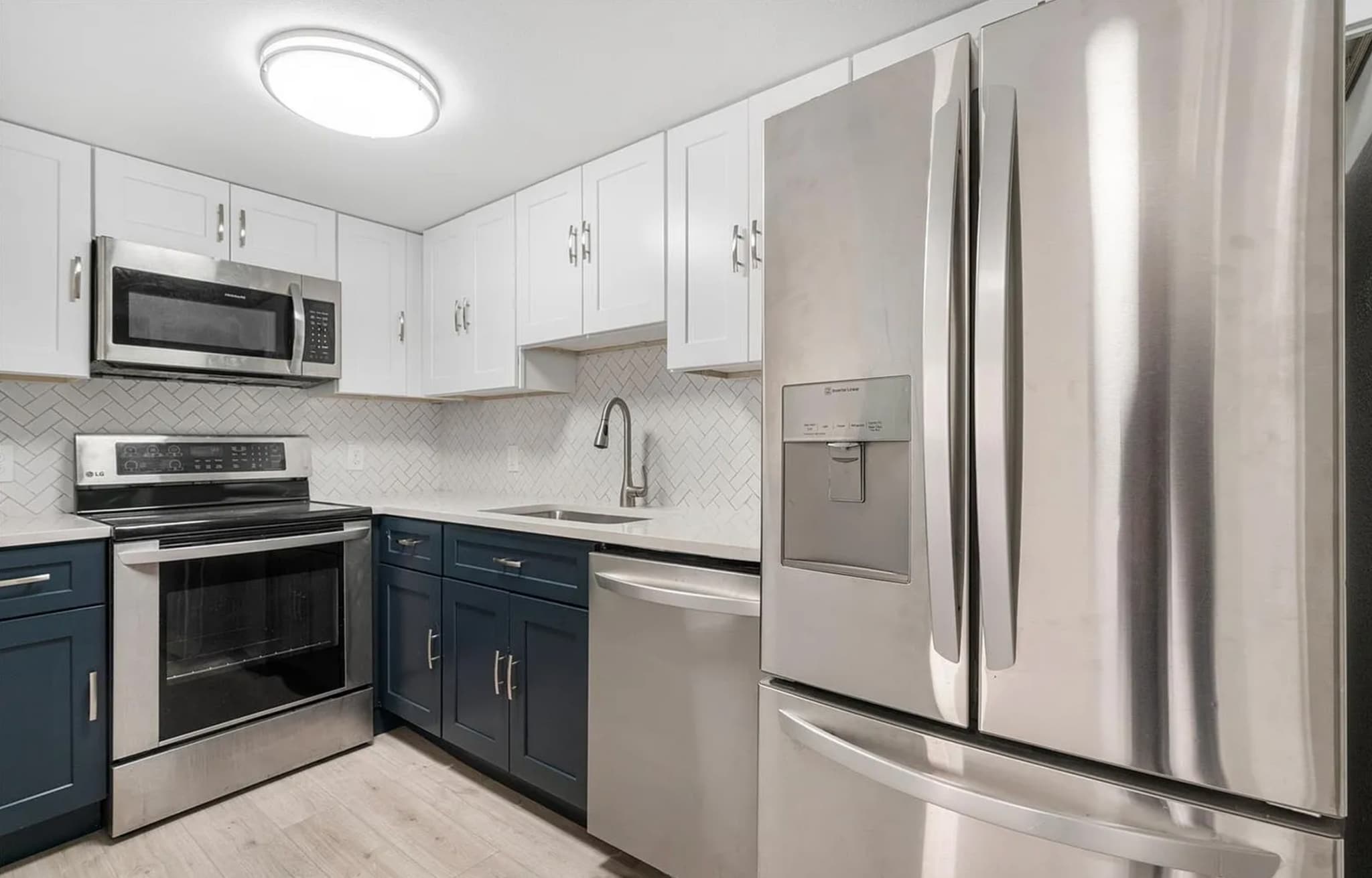 Building Photo - 9725 E Harvard Ave