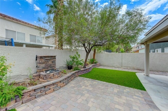 Building Photo - 10204 Lemon Thyme St