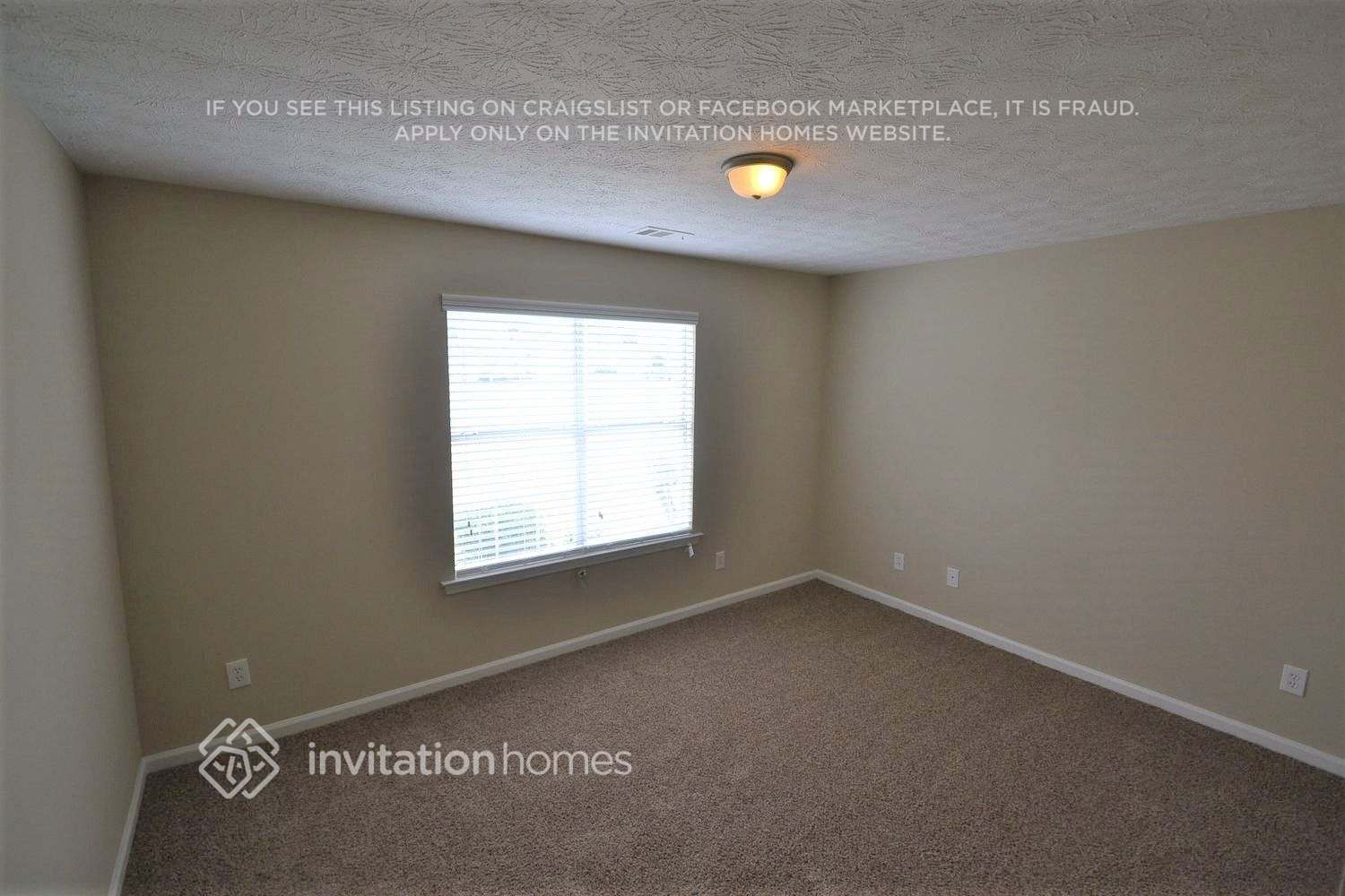 Building Photo - 485 Rosewood Cir